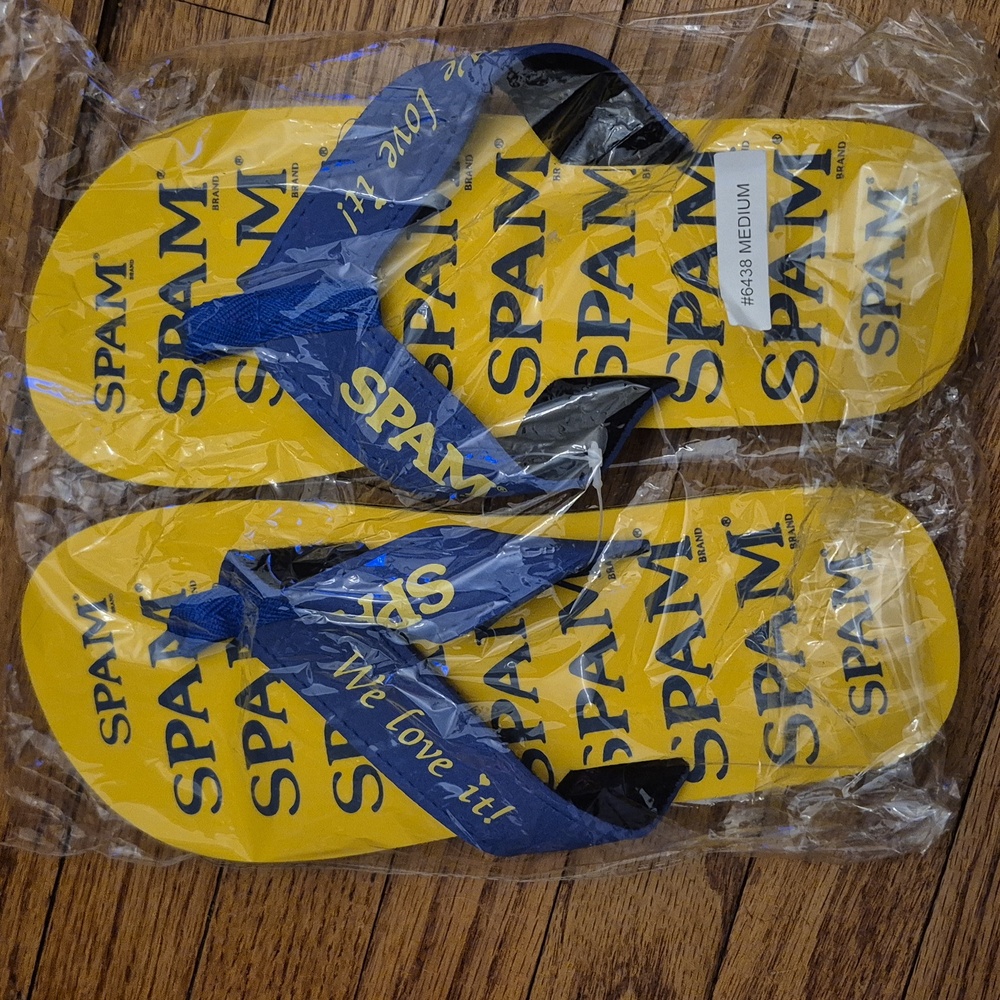 NWT SPAM Medium Yellow & Blue Flip Flops, Summer Beach Shoes Thong  Hawaiian 7